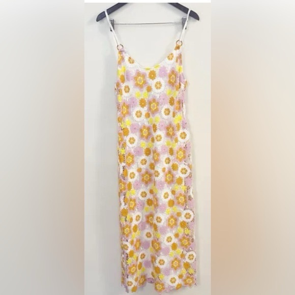 π΄πΊπ΄  ZARA crochet floral  dress size S π΄πΊπ΄ - Picture 4 of 9